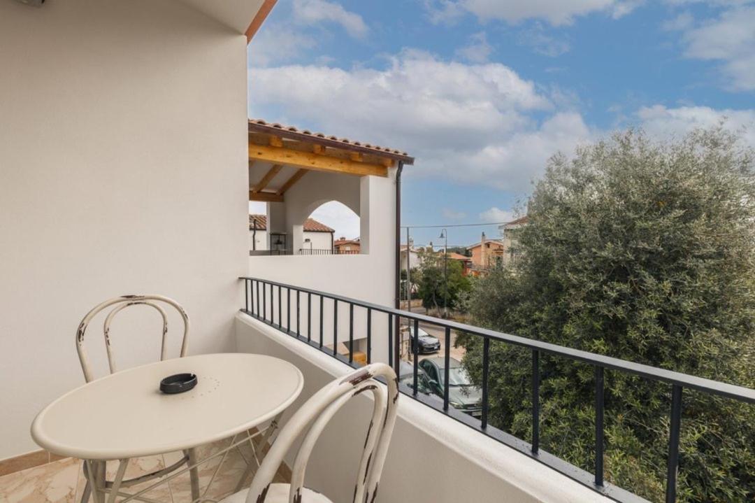 B&B Antico Telaio Santa Maria Navarrese Exterior foto
